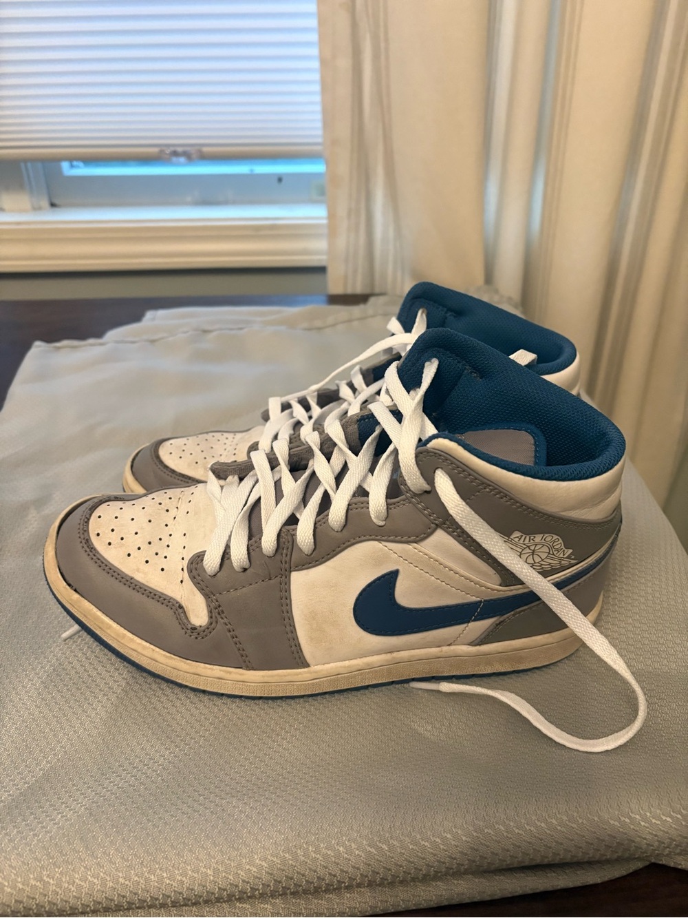 Nike Air Jordan 1 Retro High OG True Blue Men’s Sneakers. Size 8.5..